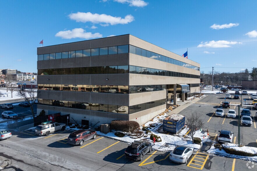 More Photos Of 201 Boston Post Rd W, Marlborough Medical For Lease