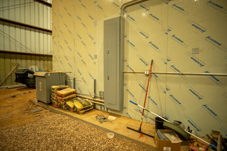 More Photos Of 103 N. Clarady, Wanette Industrial For Sale