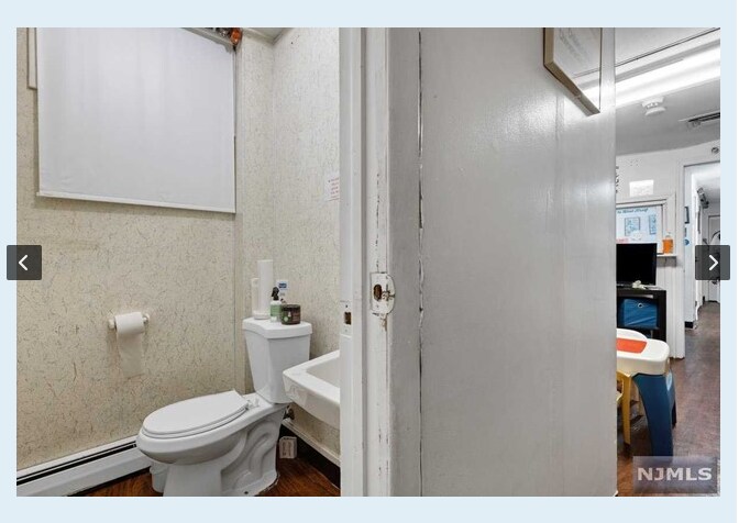 More Photos Of 73-75 Ferry St, Newark Storefront Retail Office For Sale