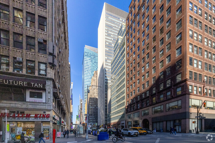 Primary Photo Of 1411 Broadway, New York Coworking Space