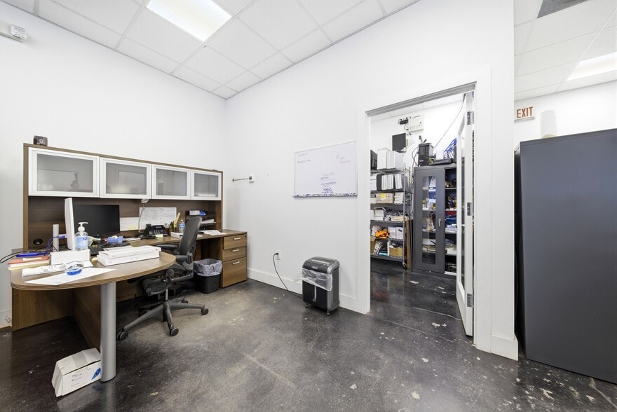 More Photos Of 441 NW 1st Ave, Fort Lauderdale Warehouse For Lease