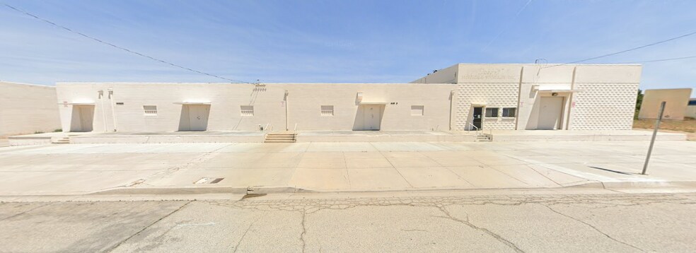 More Photos Of 44820 Yucca Ave, Lancaster Warehouse For Sale