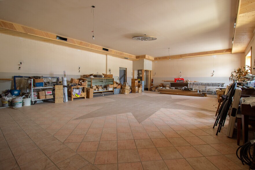 More Photos Of 4061 Richard Gordon Hatcher Blvd, Gary Flex For Sale
