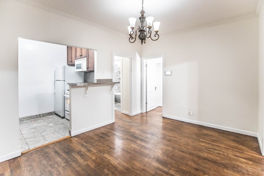 More Photos Of 1435-1437 1/2 N Las Palmas Ave, Los Angeles Apartments For Sale