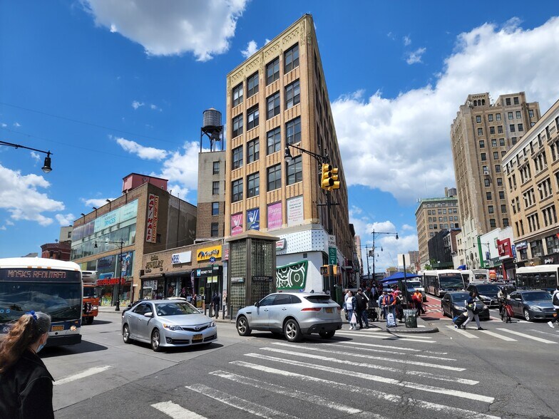 More Photos Of 374-396 E 149th St, Bronx Office For Lease