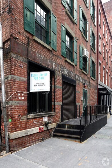 More Photos Of 265 Water St, New York Apartments For Lease