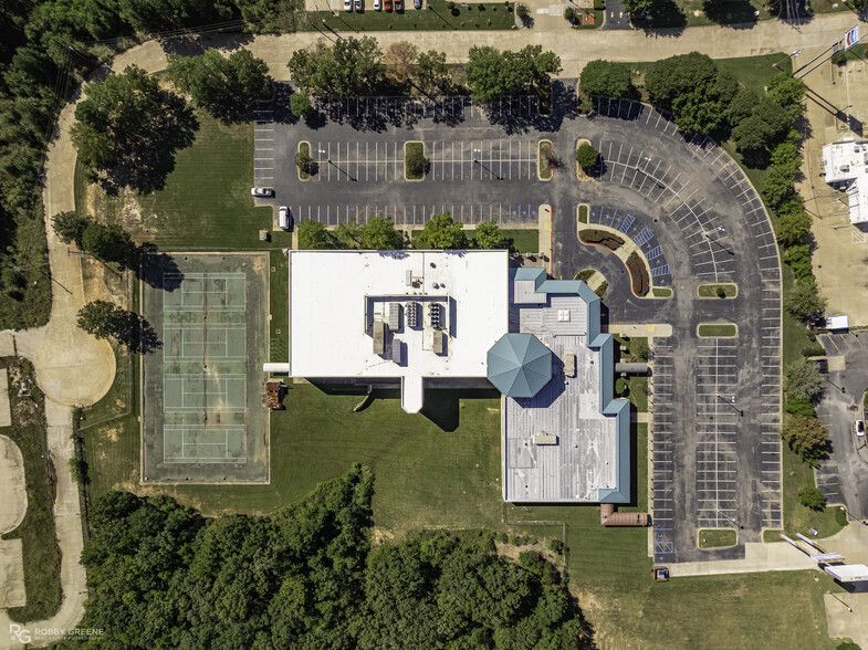 More Photos Of 9425 Healthplex Dr, Shreveport General Retail For Sale