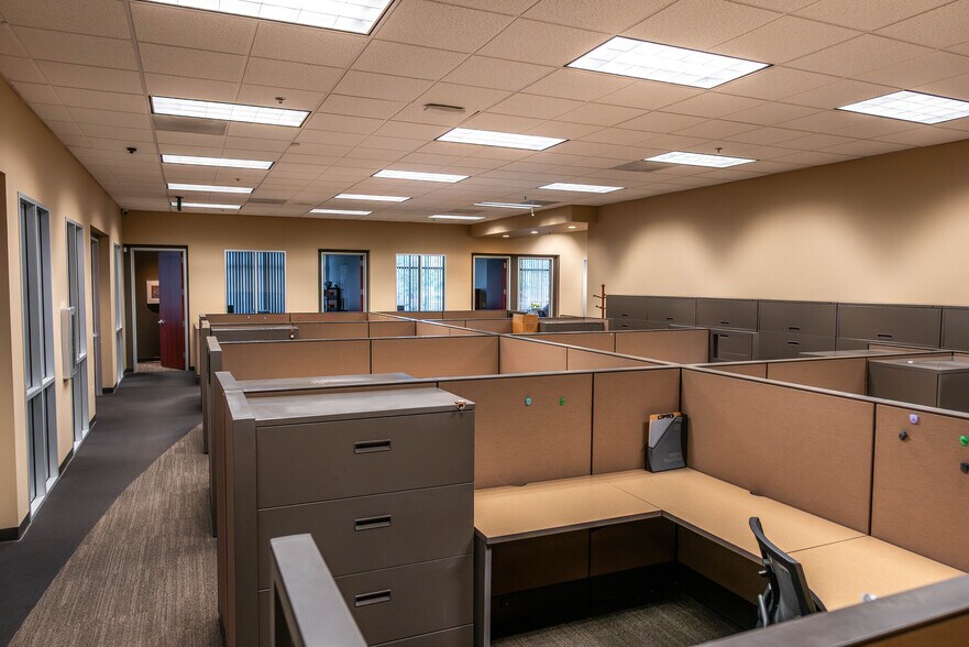 More Photos Of 7330 N Palm Ave, Fresno Office For Lease