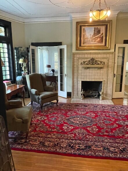 More Photos Of 445 Ludlow Ave, Cincinnati Apartments For Sale