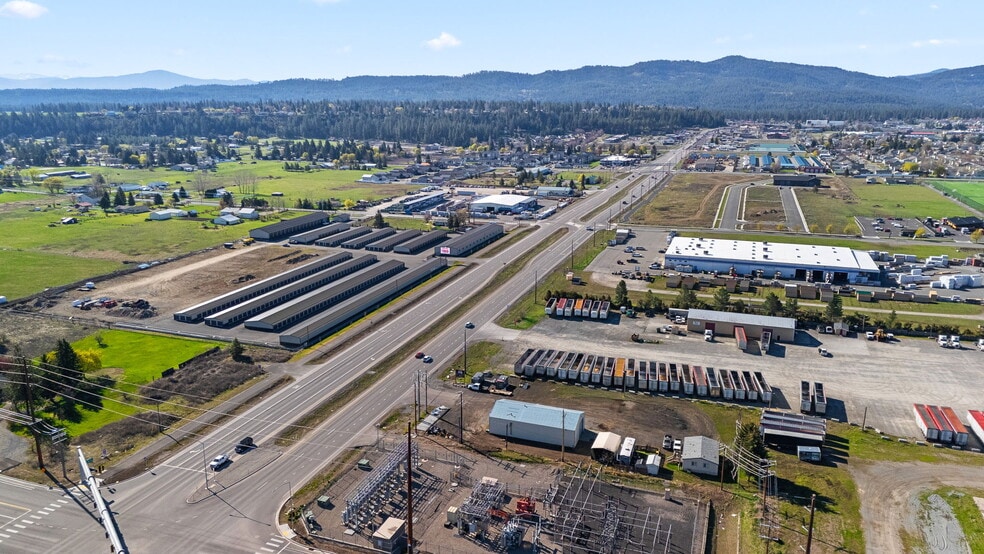 More Photos Of 11445 N Reed Rd, Hayden Warehouse For Lease