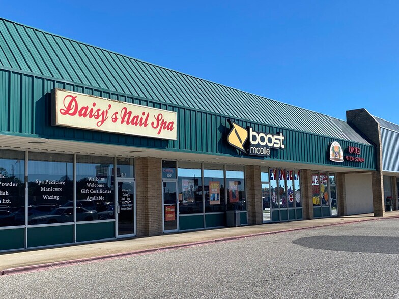 More Photos Of 6713, 6715, 672 Pines Rd. Rd, Shreveport General Retail For Sale