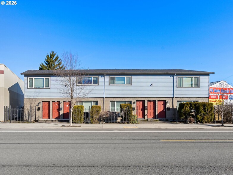 Primary Photo Of 8451-8463 SE Foster Rd, Portland Apartments For Sale