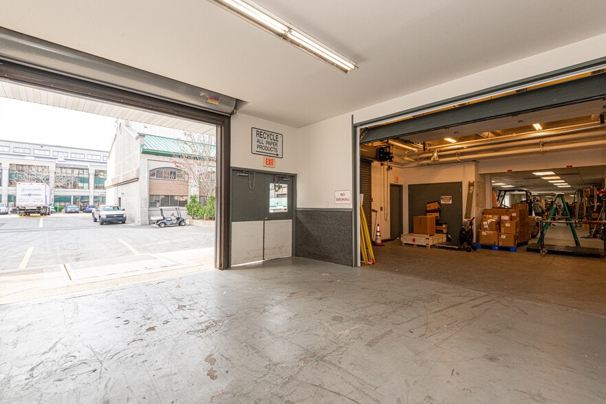 More Photos Of 100 Cummings Ctr, Beverly Coworking Space