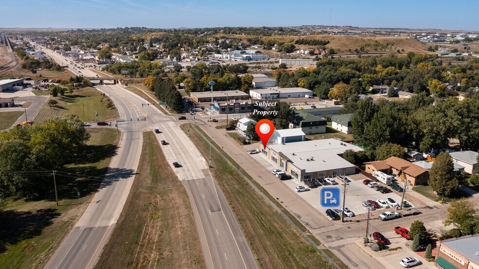 More Photos Of 1710 E Main St, Mandan Office For Lease