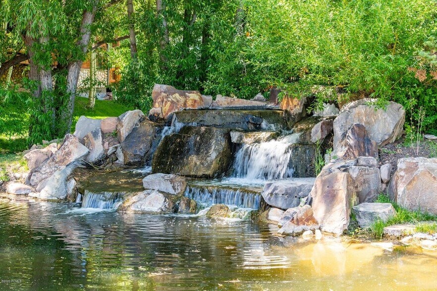 More Photos Of 4137 Highway 224, Park City Office For Sale