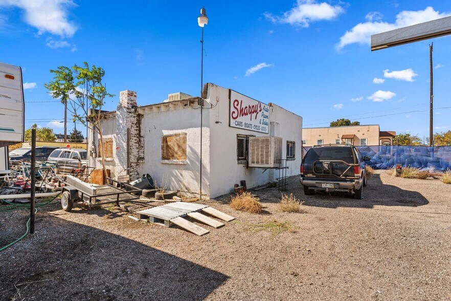 More Photos Of 224 N Chester Ave, Pueblo Auto Repair For Sale