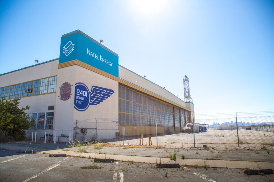 More Photos Of 2401 Monarch St, Alameda Light Manufacturing For Lease