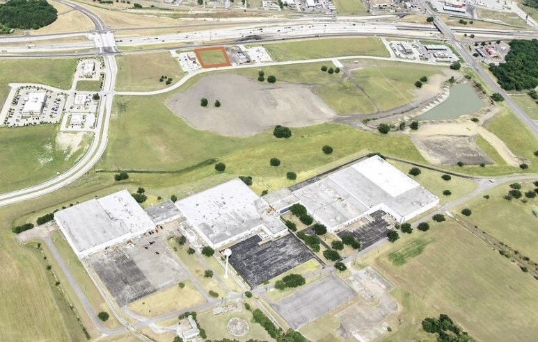 More Photos Of 3200 S US Highway 75, Sherman Land For Lease