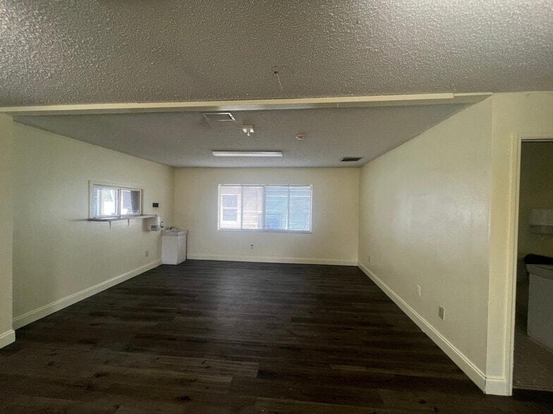 More Photos Of 4527 Carter St, Orlando Daycare Center For Lease