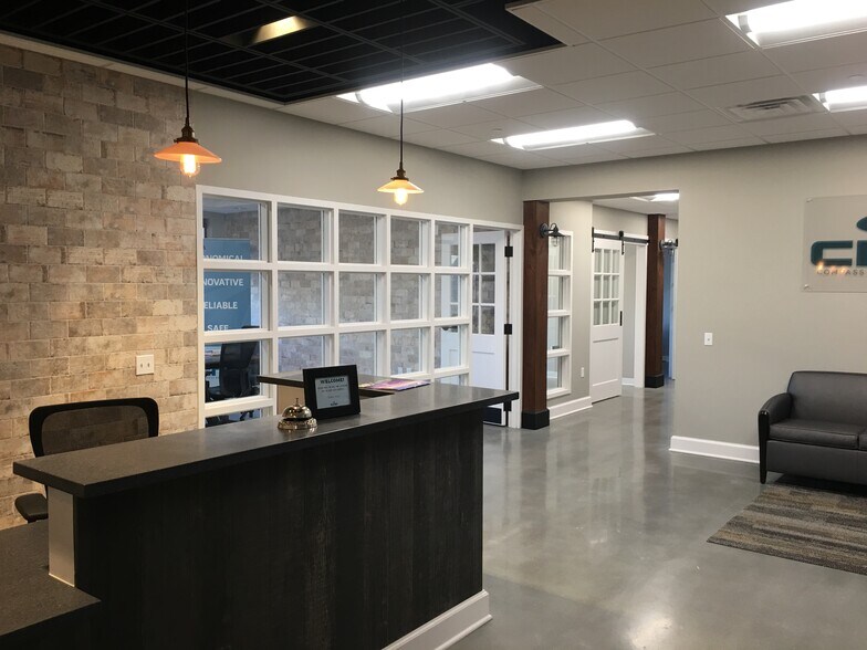 More Photos Of 1215 Manor Dr, Mechanicsburg Medical For Lease