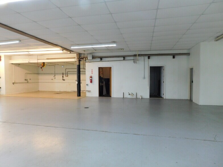 More Photos Of 100 S Holly Ave, Elk Mound Warehouse For Sale