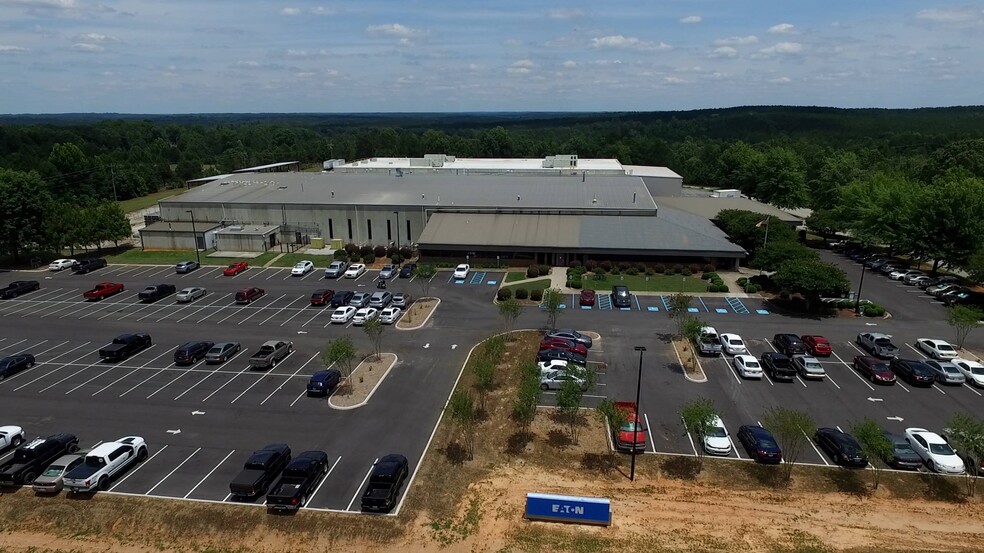 Primary Photo Of 5502 Highway 25 N, Hodges Manufacturing For Sale