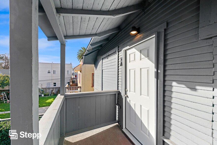 More Photos Of 721 E 7th St, Long Beach Apartments For Sale
