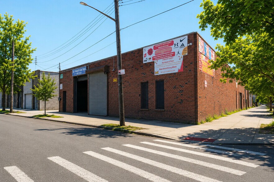 More Photos Of 961 E 51st St, Brooklyn Service For Sale