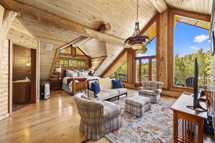 More Photos Of 1613 Black Canyon Rd, Heber Lodge Meeting Hall For Sale