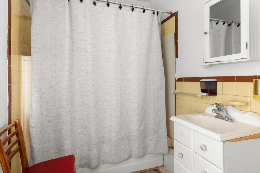 More Photos Of 245 Durham Rd, Ottsville Restaurant For Sale