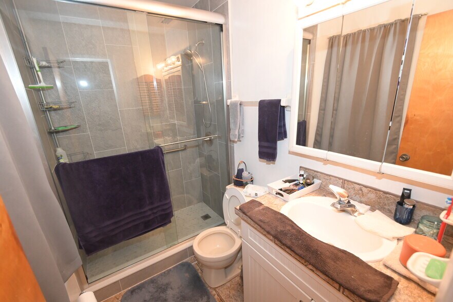 More Photos Of 2101 S Goldenrod Rd, Orlando Storefront For Sale