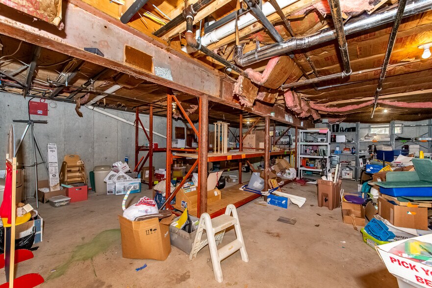More Photos Of 105 Durham Rd, Dover Daycare Center For Sale
