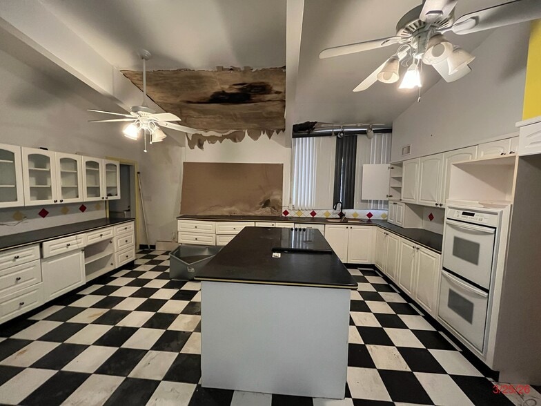 More Photos Of 20551 Norwood Dr S, Southfield Land For Sale