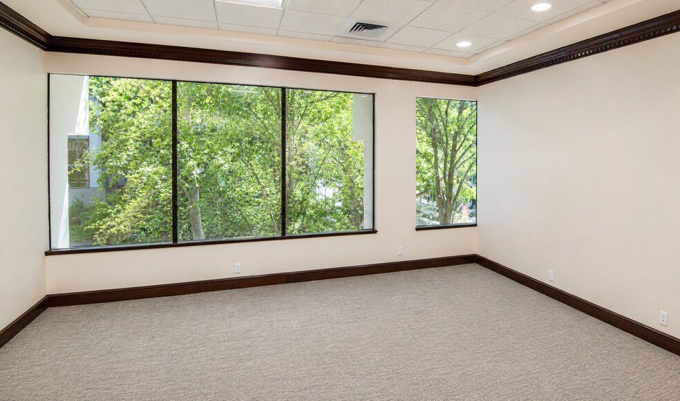 More Photos Of 1001 G St, Sacramento Office For Lease