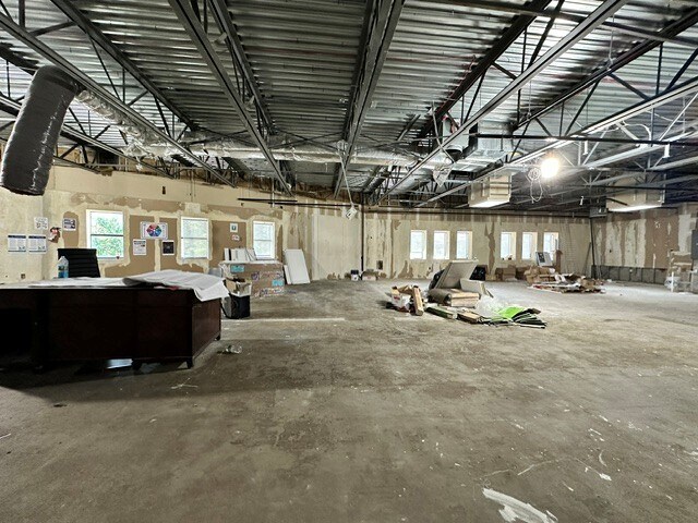 More Photos Of 2350-2356 Westchester Ave, Bronx Office For Lease