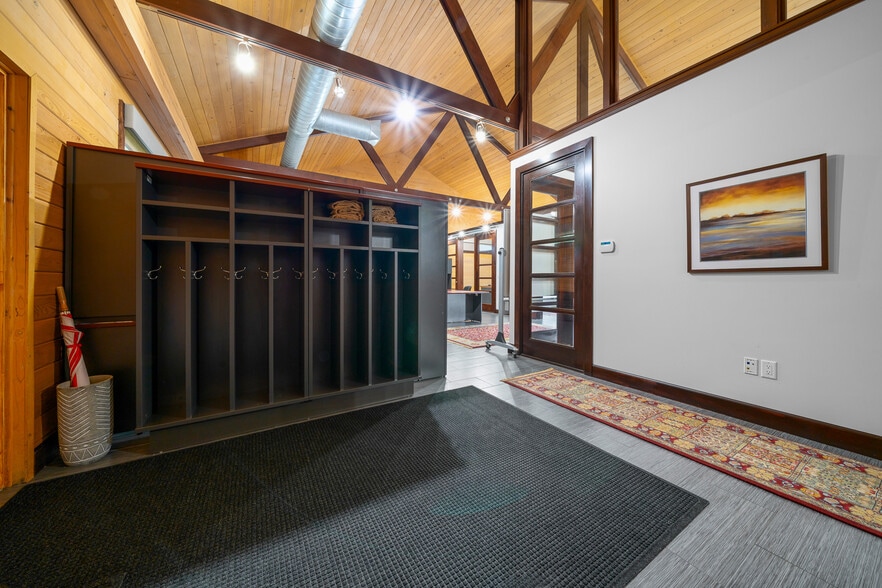 More Photos Of 5830 W Gulf To Lake Hwy, Crystal River Office For Sale