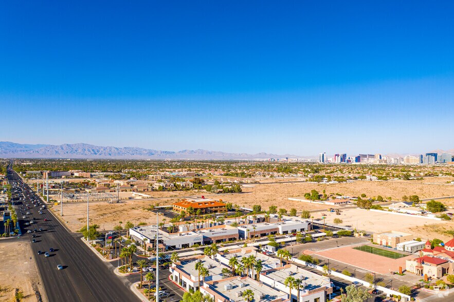 More Photos Of 5920 S Rainbow Blvd, Las Vegas Office For Sale