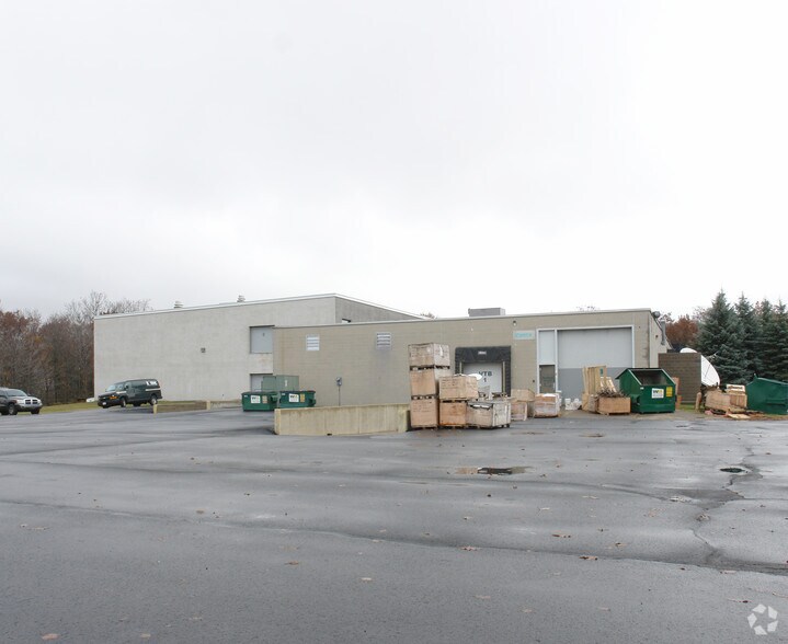 More Photos Of 395 Oak Hill Rd, Mountain Top Manufacturing For Lease