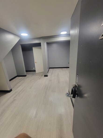 More Photos Of 2736-2742 W Orangethorpe Ave, Fullerton Loft Creative Space For Lease