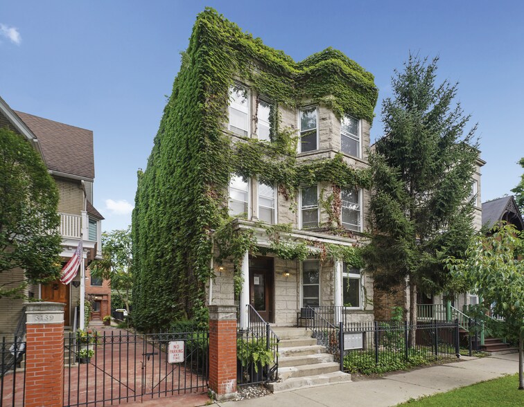 Primary Photo Of 3135 N Clifton Ave, Chicago Apartments For Sale