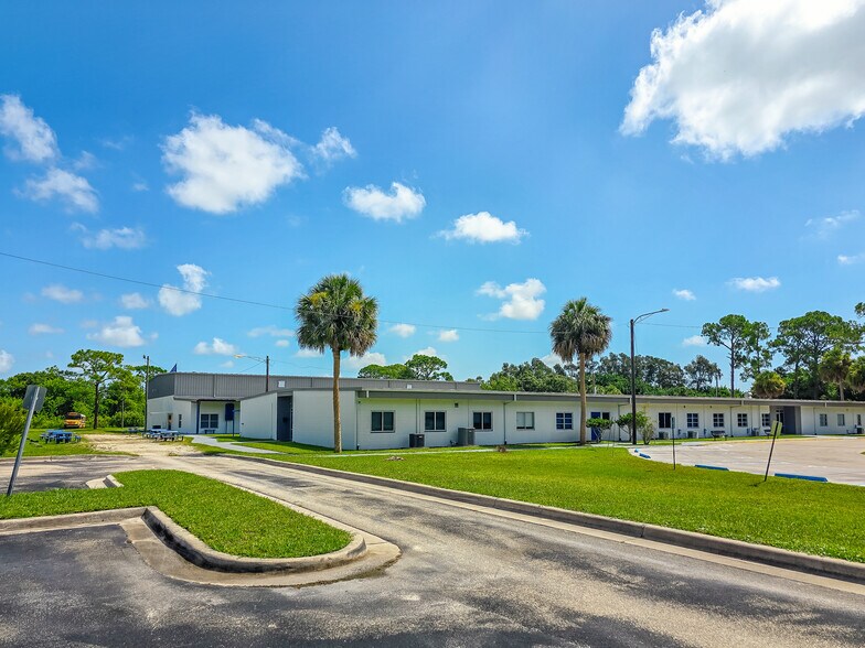 More Photos Of 5900 Tedder Rd, Fort Pierce Schools For Sale