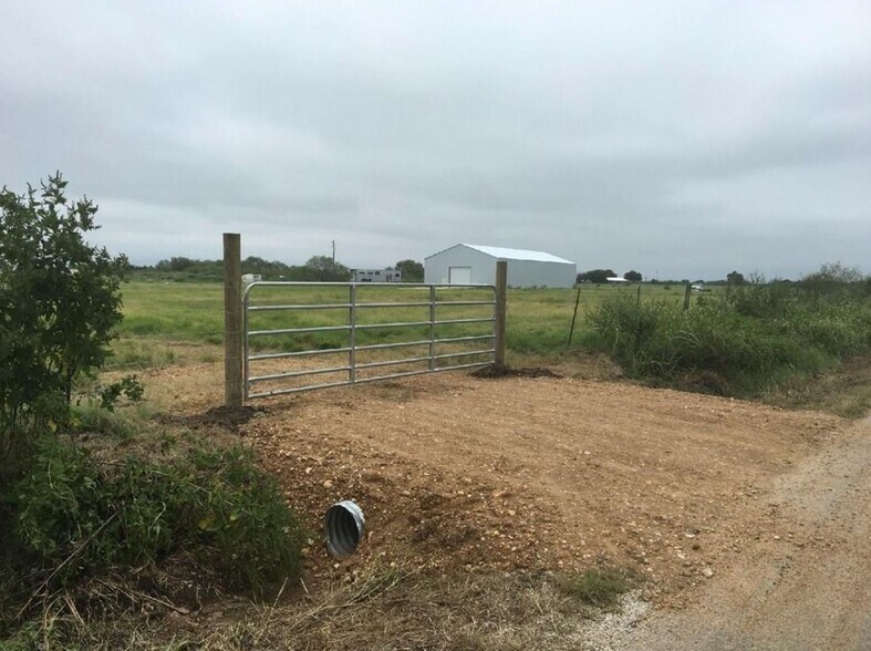 More Photos Of 1119 County Road 301, Elgin Land For Sale