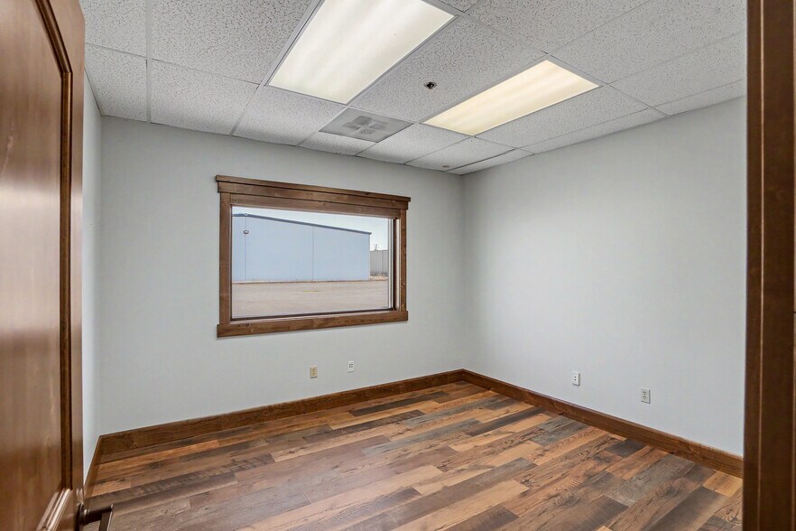 More Photos Of 3025 Kathryn Ave NE, Albany Warehouse For Lease