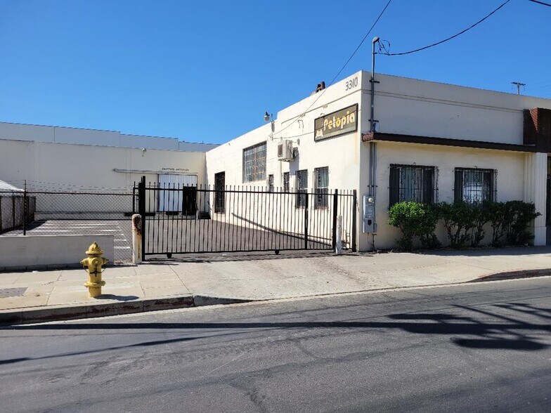 More Photos Of 3310 Leonis Blvd, Los Angeles Warehouse For Lease