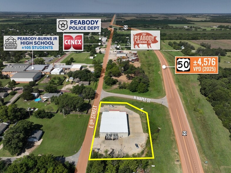 More Photos Of 309 E 9th St, Peabody Storefront For Sale