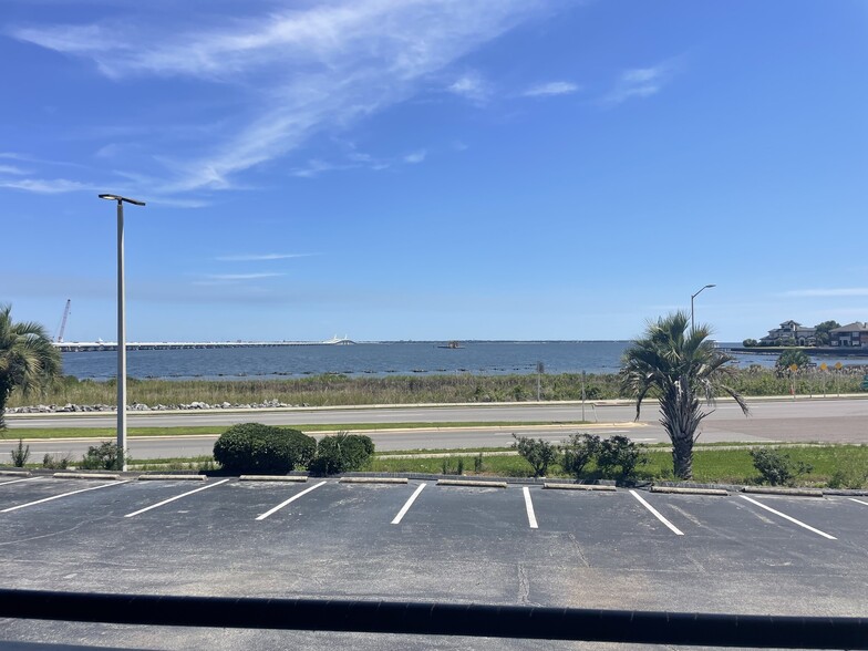 More Photos Of 905 E Gregory St, Pensacola Restaurant For Sale
