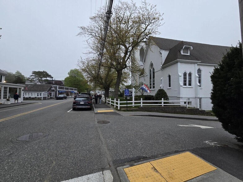 More Photos Of 631 Main St, Chatham Storefront For Lease