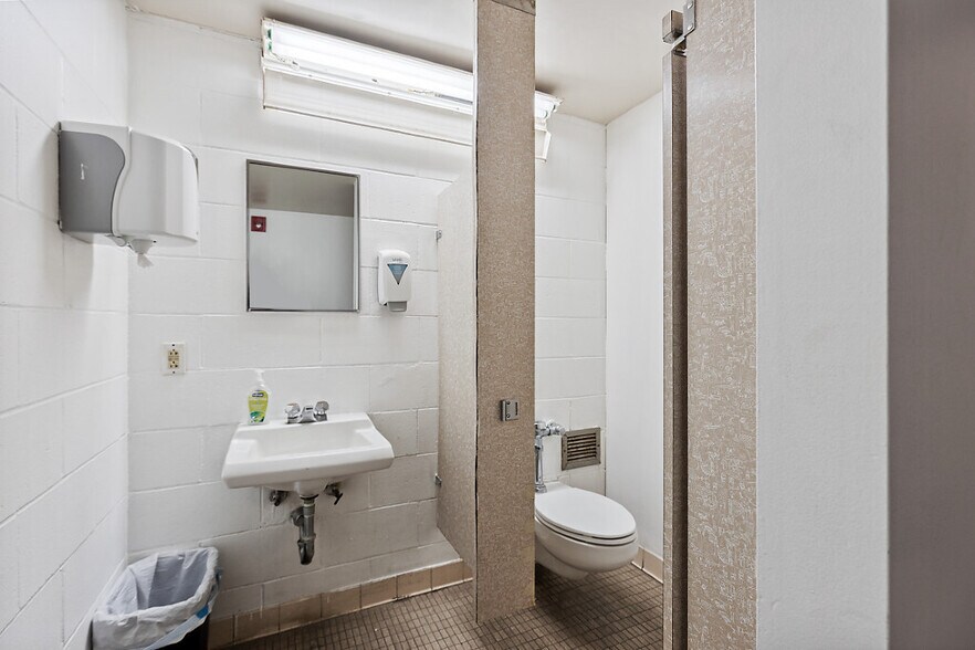 More Photos Of 60 Darin Dr, Augusta Service For Sale