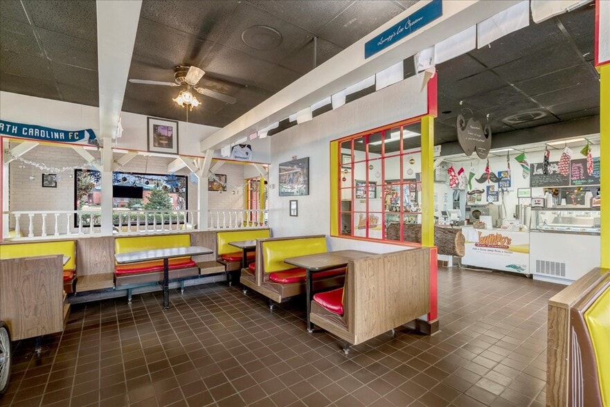 More Photos Of 306 Wait Ave, Wake Forest Fast Food For Sale