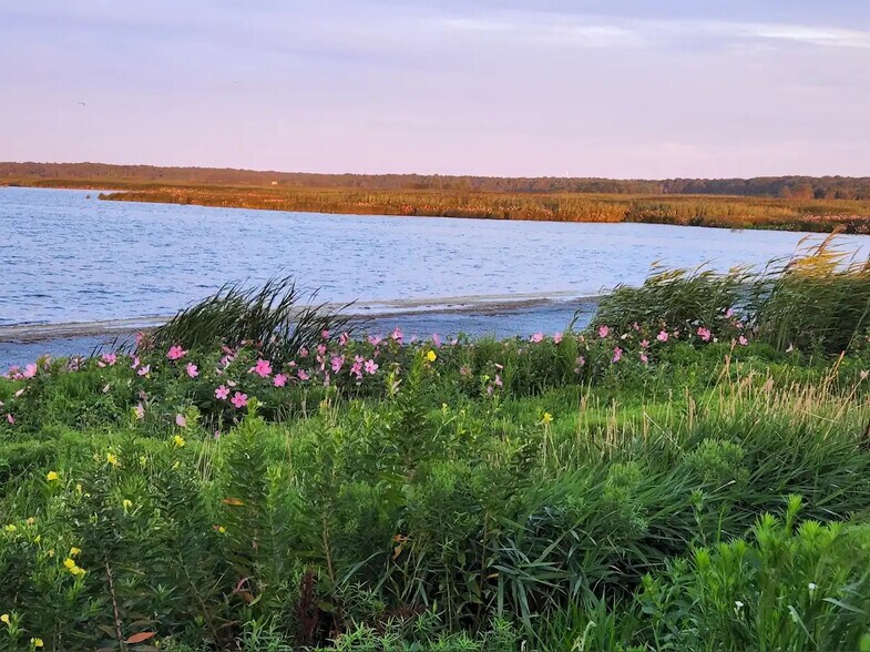 More Photos Of 110 S New York Rd, Galloway Freestanding For Sale